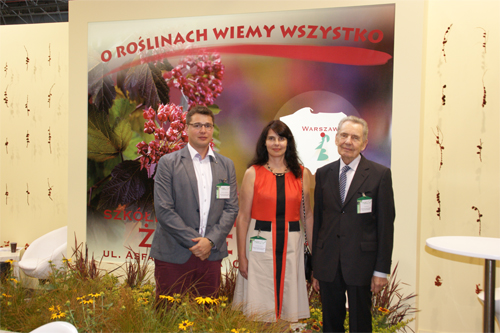 Zierpflanzen Nadelbäume Laubbäume Gartensträucher